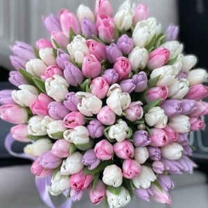 Букет из 101 тюльпана