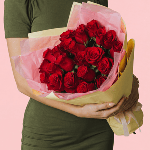 Букет из 25 красных кенийских роз