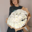 Белоснежный букет хризантем