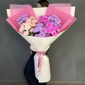 Букет из цветной кустовой хризантемы