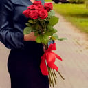 Букет из 7 красных роз, Премиум (70см)