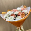 Букет «Джуль» из хризантем и роз