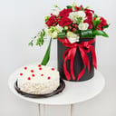 Композиция «Стрела Амура» с тортом из роз и эустом