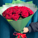 Букет из 19 красных роз