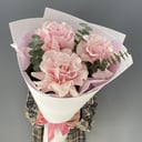 Букет из 3 французских роз с эвкалиптом