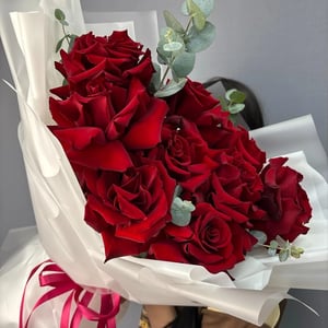 Букет из красной французской розы