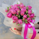 Шляпная коробка с цветами «Роза Мисти баблс в коробочке»