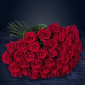 Букет «51 красная роза Эквадор»