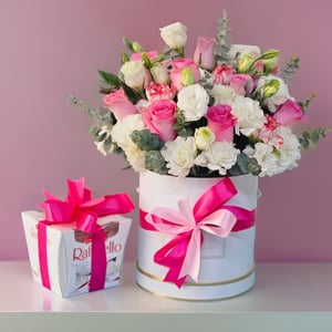 Подарочный набор «Скучаю по тебе» из роз и эустом