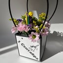 Композиция «Авторский букет 18 - 1 сентября» из хризантем