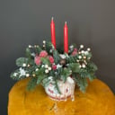 Коробка с цветами «Композиция из нобелиса в кашпо красная»