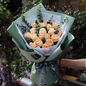 Букет «Тихая любовь» из роз