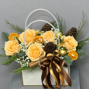 Композиция «С Новым годом!» из роз