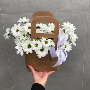 Коробка с цветами «Милая сказка» из хризантем