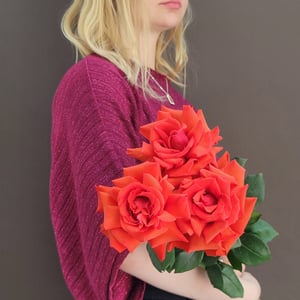 Букет из алых роз "Теплое настроение"