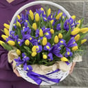 Корзина с цветами «Яркое солнышко» из тюльпанов