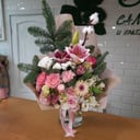 Букет «Зимняя сказка» из роз и эустом