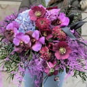 Букет «Анабель» из экзотических цветов и ранункулюса