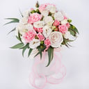 Букет «Милая красавица» из роз и эустом