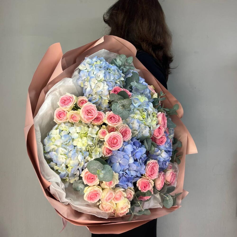 Премиальный букет из гортензий