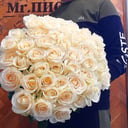 Букет «45 нежных белых роз»