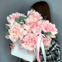 Коробка с цветами «Хит Французская роза в сумочке»