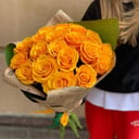 Букет из 21 жёлтой розы