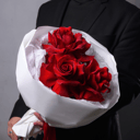 Букет из красных роз S яркий