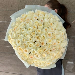 Букет Жемчужный из роз