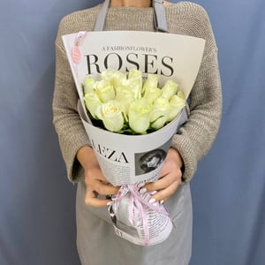 Букет из 11 белых роз