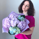 Букет из разноцветных гортензий