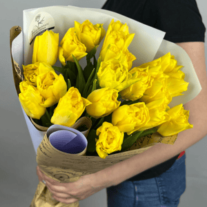Букет из 21 тюльпана Никон