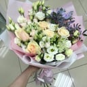 Букет "Лунная соната" из роз и эустом