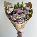 Букет из эустомы и лимониума