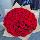 Букет «101 роза в крафте»