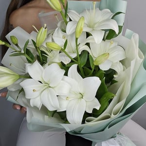 Букет белых лилий "Романтик"