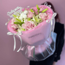 Нежный букет для мамы из роз и лилий