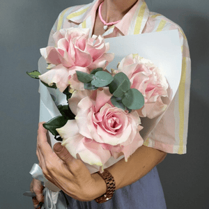 Букет из французских роз 3 шт