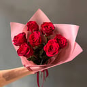 Букет 7 красных роз