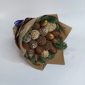 Букет клубничный M на Новый год