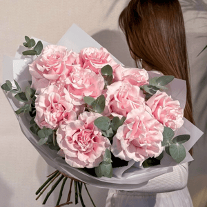 Букет из 9-ти французских роз