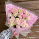 Букет пионовидной эустомы