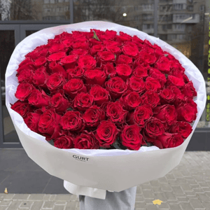 Букет из красной 101 розы