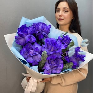 Букет синих французских роз Аметист