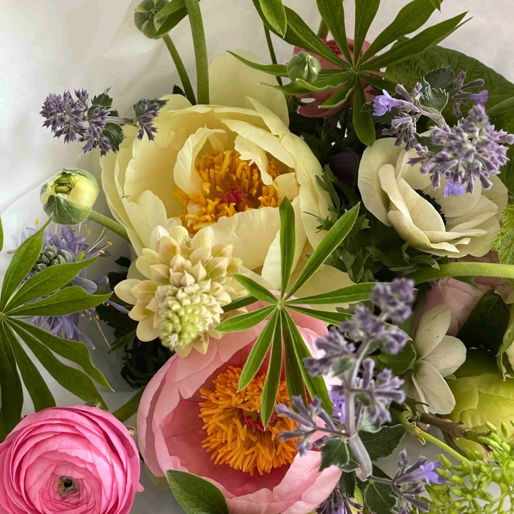Flower delivery in Bangkok