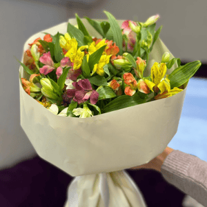 Букет «Цветочный бум» из альстромерий