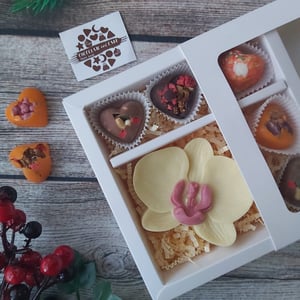 Набор "Орхидея и конфеты" ручной работы