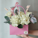 Композиция «Нежная сумочка» из роз