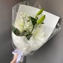Букет Лилия с гипсофилой