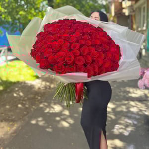 Букет цветов 101 роза